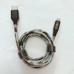 Skinnende PU-læder Hurtigopladning Rundt aluminiumshus USB-kabel til micro USB, Type C, iPhone lynopladning og synkronisering